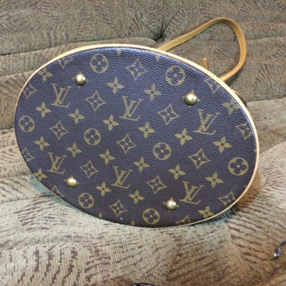 Louis Vuitton Brown Monogram Canvas Bucket Bag with Natural Vachetta Trim - Picture 3 of 4